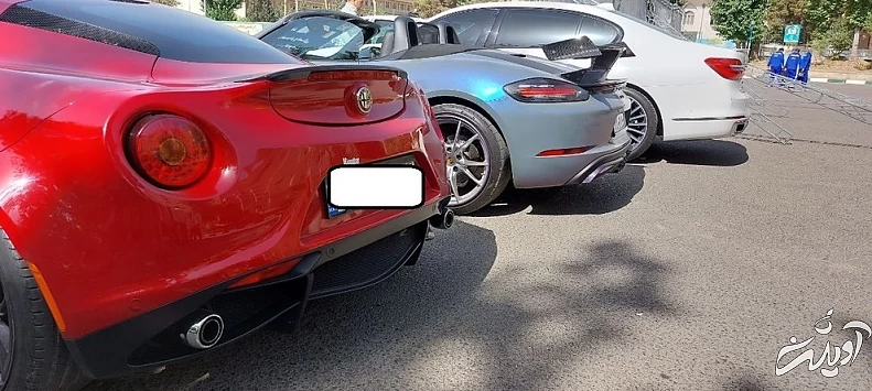 (تصاویر) توقیف خودروهای لاکچری که در اندرزگو «دور دور» میکردند